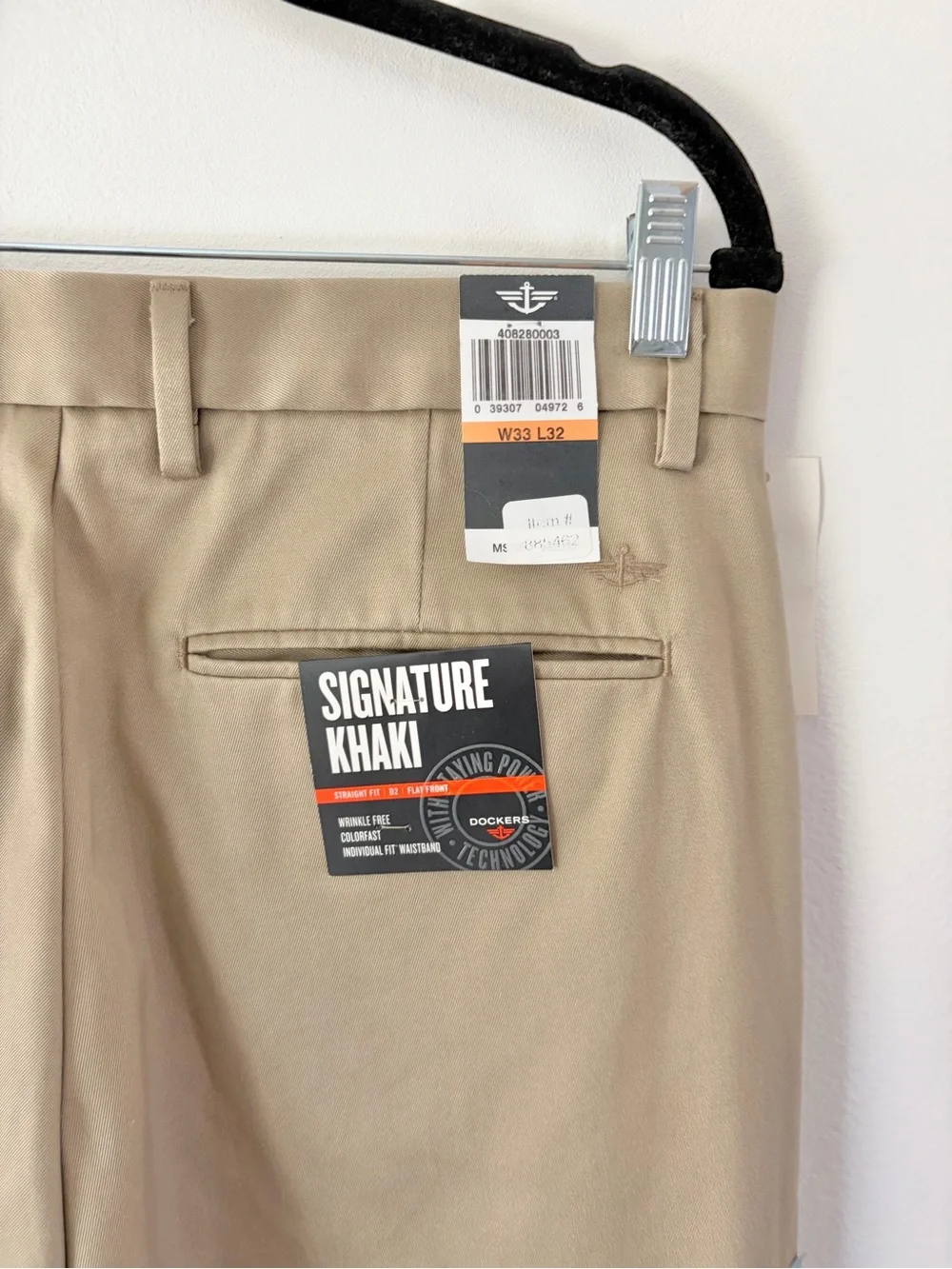 Dockers Signature Khaki Straight Fit Flat Front D2 Wrinkle Free Pants W33xL32